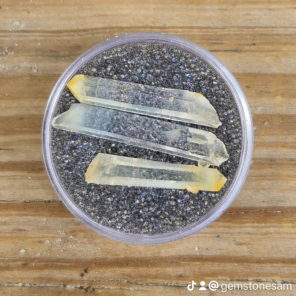 Mango Quartz